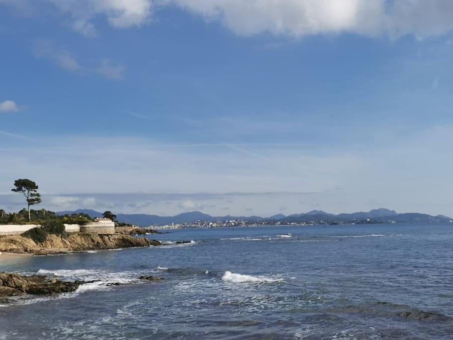 Appartement La Tranquillite, 2Mn A Pieds Mer Frejus Luaran gambar