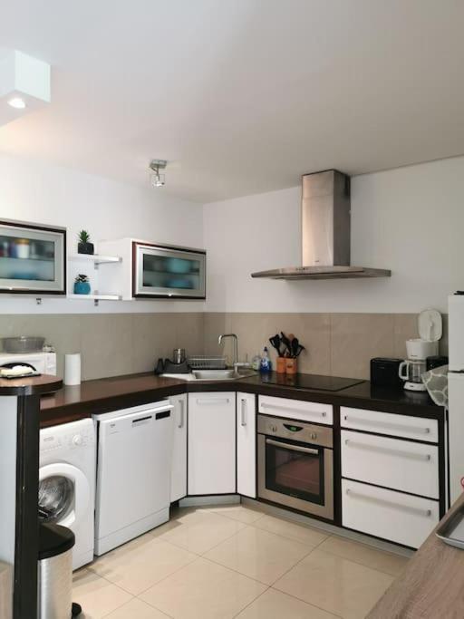 Appartement La Tranquillite, 2Mn A Pieds Mer Frejus Luaran gambar